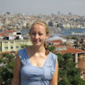 Meet your Posher, Laura